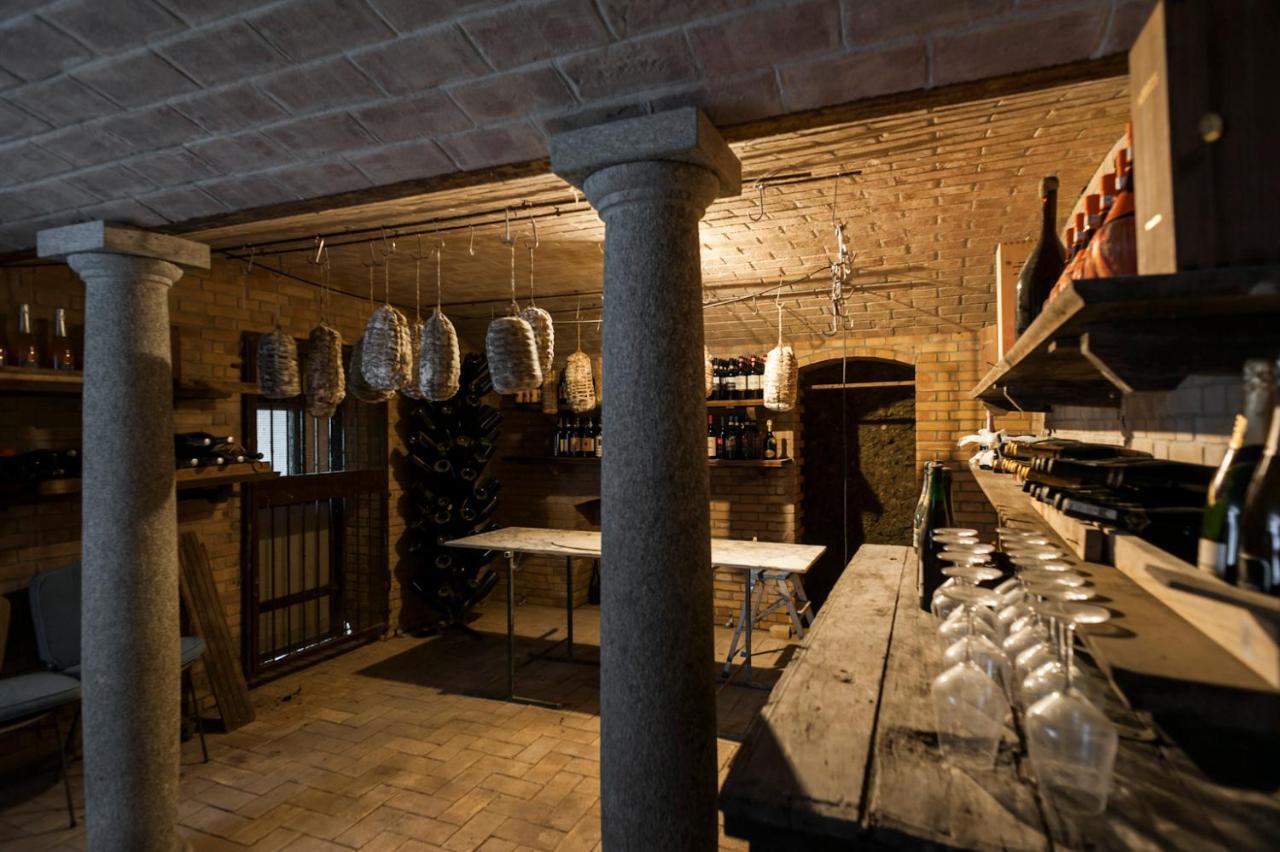 Podere Sant'Angelo Aparthotel Vernasca Bagian luar foto